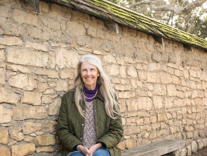 La escritora Jane Smiley, retratada en Monterey (California), en diciembre de 2022.