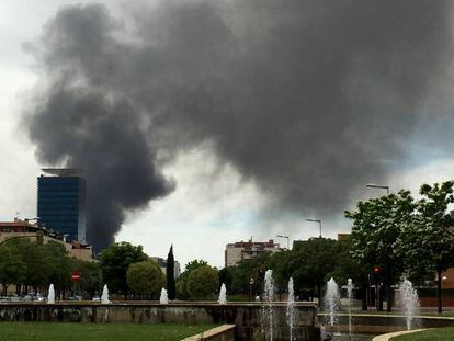 Columna de humo vista desde Alcala de Henares.