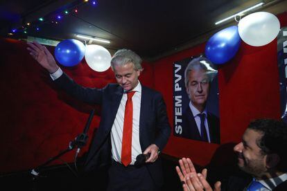 Wilders celebraba los sondeos a pie de urna, este miércoles en La Haya.