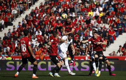 orar Máquina de recepción ángel Así hemos contado la derrota del Real Madrid ante el Mallorca en la Liga |  Deportes | EL PAÍS