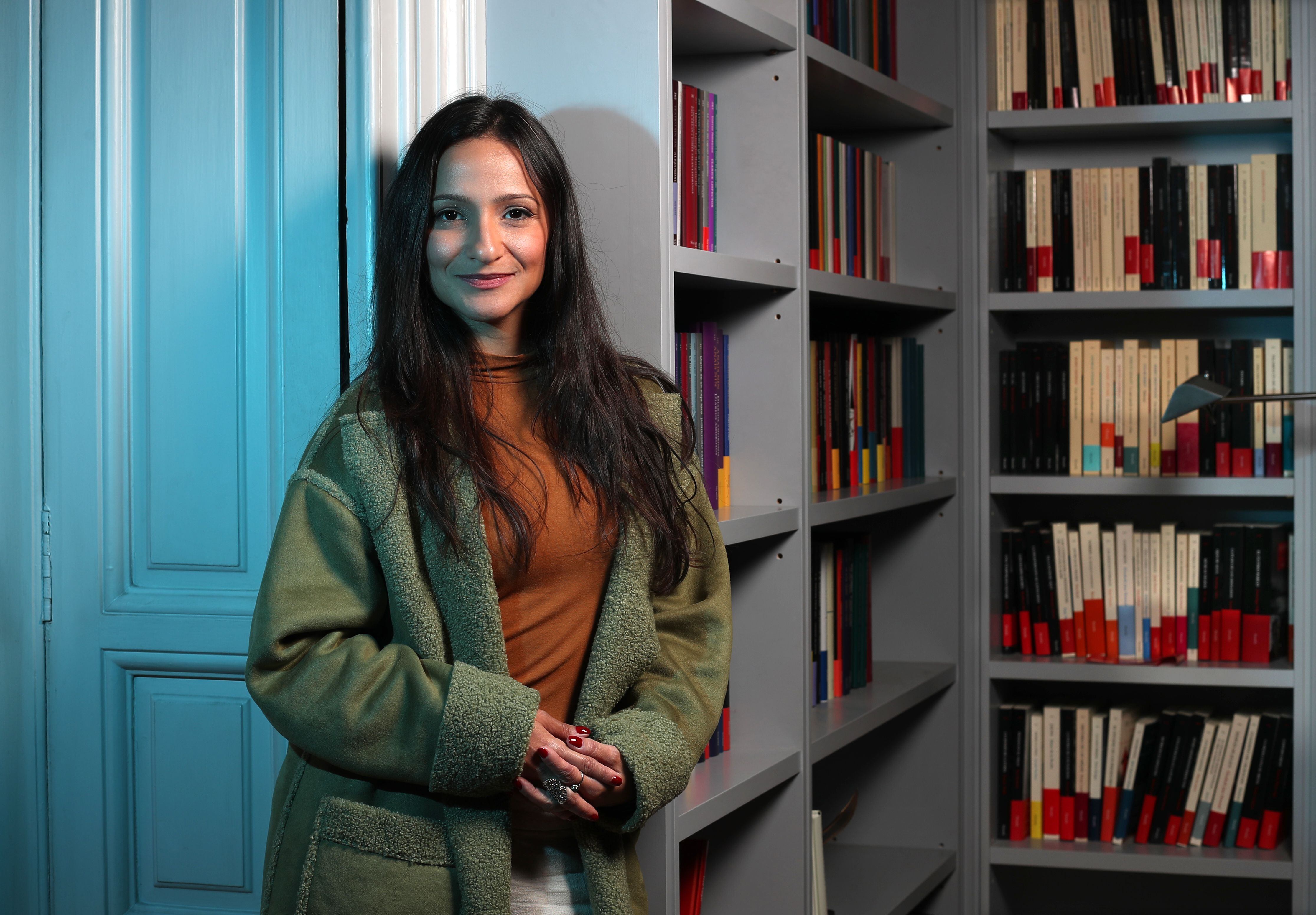La escritora venezolana María Elena Morán, ganadora del Premio de la novela Café Gijón 2022.