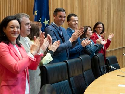 El secretario general del PSOE y presidente del Gobierno, Pedro Sánchez, preside la reunión interparlamentaria del Grupo Parlamentario Socialista.