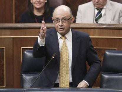 La tutela económica en Cataluña durará  hasta que desaparezca la situación de riesgo para el interés general , según el BOE