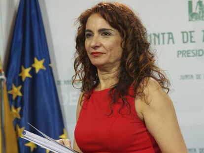 Fotograf&iacute;a de archivo (04/07/2017), de la consejera de Hacienda y Administraci&oacute;n P&uacute;blica de la Junta de Andaluc&iacute;a, Mar&iacute;a Jes&uacute;s Montero, que ser&aacute; la nueva ministra de Hacienda del Gobierno de Pedro S&aacute;nchez.