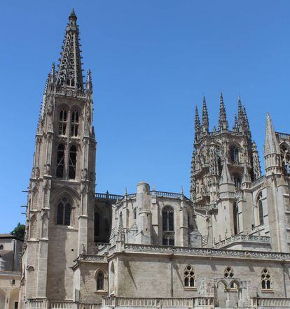 La catedral, en la plaza de Santamar&iacute;a.