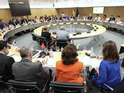 Reunión del Consejo de Política Fiscal y Financiera celebrada el pasado marzo, con la presencia de todas las comunidades y el Ministerio de Hacienda.