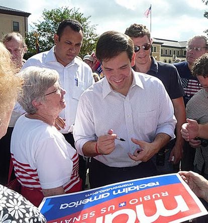 Marco Rubio, candidato republicano para el Senado del Estado de Florida durante un acto de campaña.