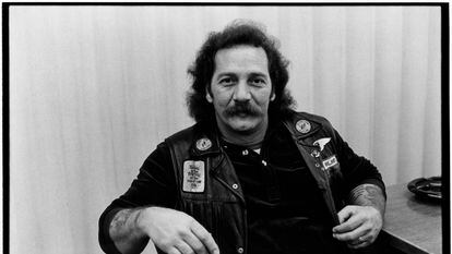 El motociclista estadounidense y miembro fundador de los Hells Angels Sonny Barger, en San Francisco, California, en enero de 1979.
