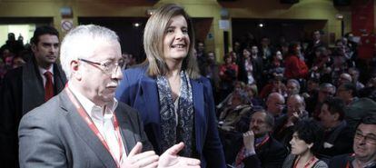 El secretario general de CCOO, Ignacio Fern&aacute;ndez Toxo, y la ministra de Empleo, F&aacute;tima B&aacute;&ntilde;ez, en la clausura del congreso del sindicato.