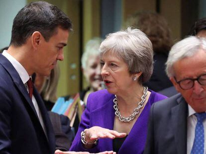 Pedro Sánchez, junto a Theresa May y Jean-Claude Juncker este jueves en Bruselas / En vídeo, declaraciones del presidente del Gobierno Pedro Sánchez