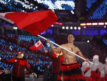 Pita Taufatofua durante la ceremonia de inauguración de los Juegos Olímpicos de Invierno 2018 en Pyeongchang.