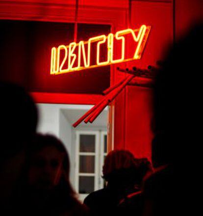 Exposición 'Identity', en la Bienal de Diseño.