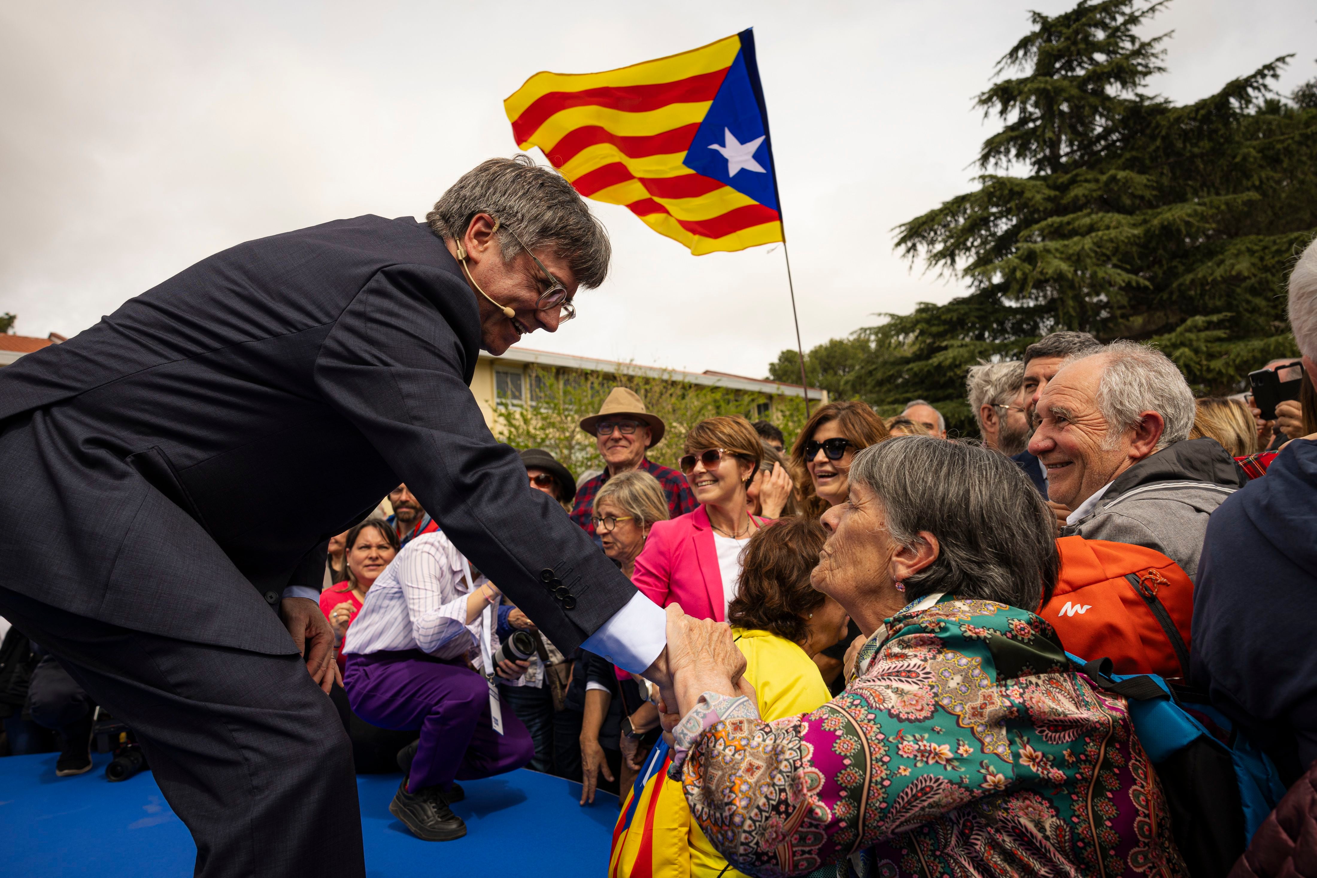 Junts traslada su campaña al cuartel electoral de Puigdemont en el sur de Francia