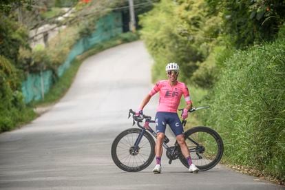 Rigoberto Urán, pictured in Medellín, Antioquia, moments before starting training, this December