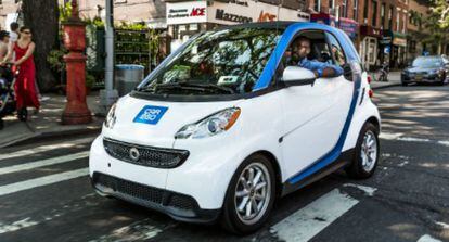 Un coche de Car2Go.