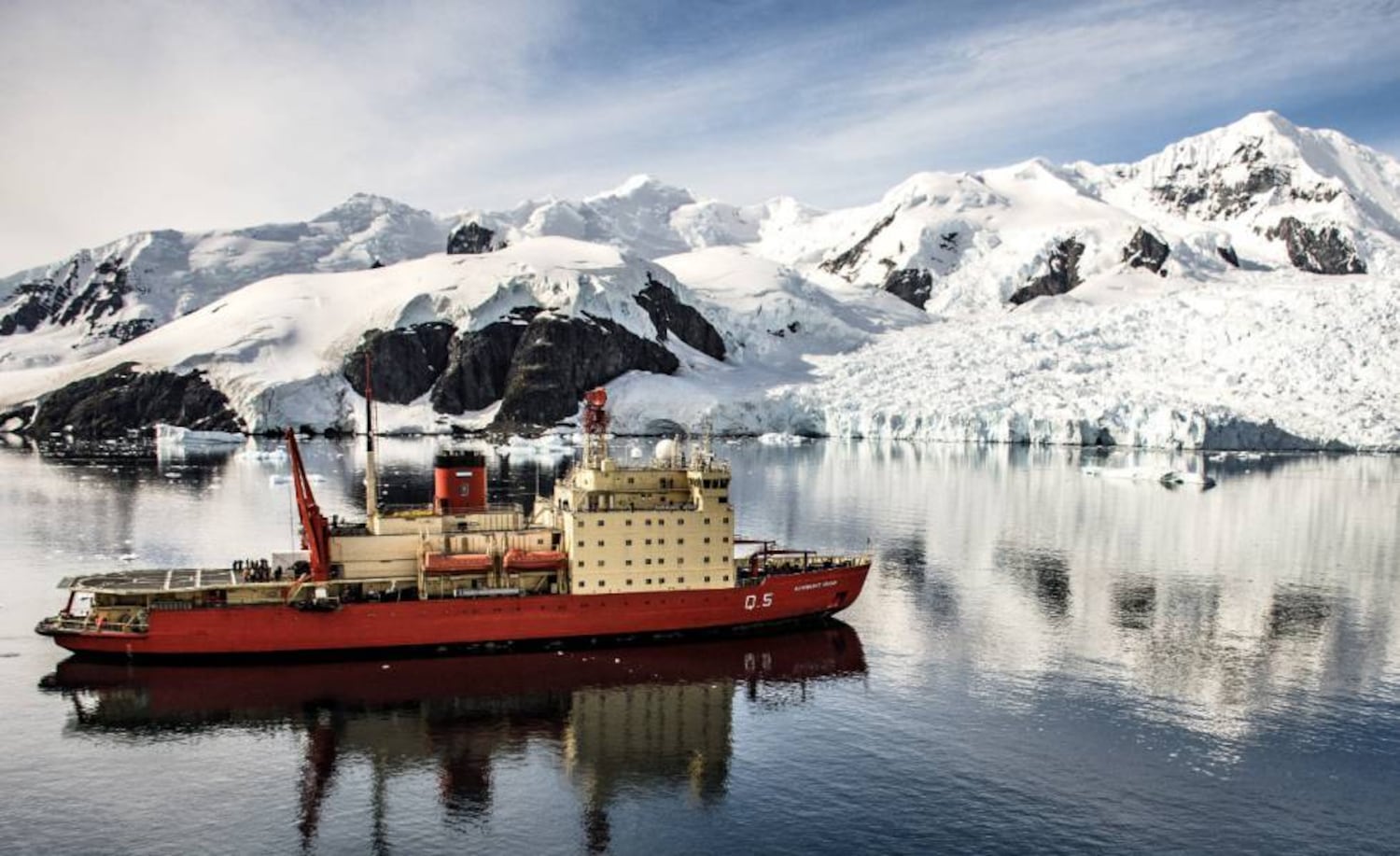 El rompehielos argentino Almirante Irízar, durante la campaña Antártica de 2018/2019.