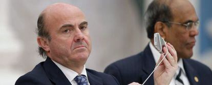 El ministro español de Economía, Luis de Guindos, durante la reunión ministerial de los ministros de Finanzas y jefes de los bancos centrales del G20 en Moscú.