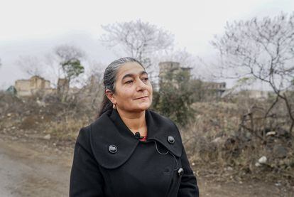 Malahat Guliyeva visita Agdam por primera vez desde 1993 tras la devolución de la ciudad a Azerbaiyán en virtud del alto el fuego firmado con Armenia.