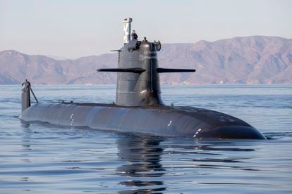 El submarino S-81 ‘Isaac Peral’, el 17 de noviembre frente a la costa de Cartagena.