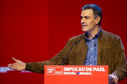 Pedro Sánchez, este domingo durante su intervención en la clausura de la convención del PSOE celebrada en A Coruña.  