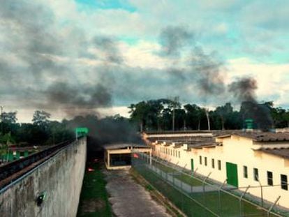 Un enfrentamiento entre facciones rivales en el norte del país provoca una masacre con presos decapitados y decenas de cuerpos descuartizados