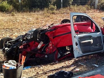 Vehículos implicados en el accidente en la N-631 en el que han muerto tres personas este miércoles en Moreruela de Tábara (Zamora).