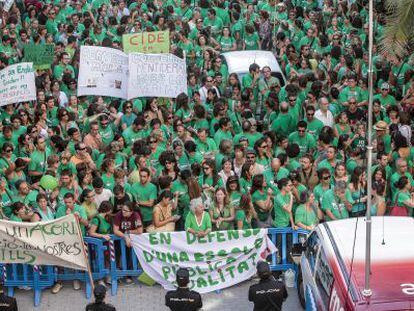 Manifestaci&oacute;n en contra del triling&uuml;ismo en Baleares. 