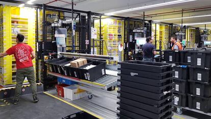 Centro logístico de Amazon en el Prat de Llobregat (Barcelona).