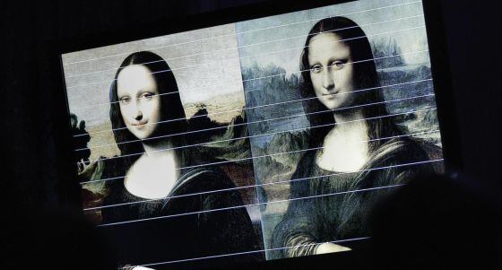La nueva 'Gioconda' atribuida por una fundación a Leonardo da Vinci (a la izquierda) y la obra que alberga el Louvre.