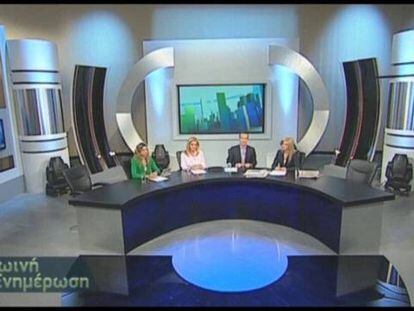 La televisión pública griega vuelve a emitir en directo tras tres meses de cierre