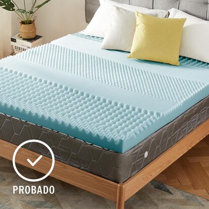 Comparativa de EL PAÍS Escaparate en el que se prueban los mejores cubrecolchones viscoelásticos.