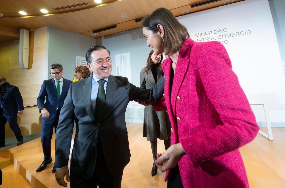 Los Diplom ticos Deber n Acreditar Al Menos 20 A os De Antig edad Para los-diplom-ticos-deber-n-acreditar-al-menos-20-a-os-de-antig-edad-para