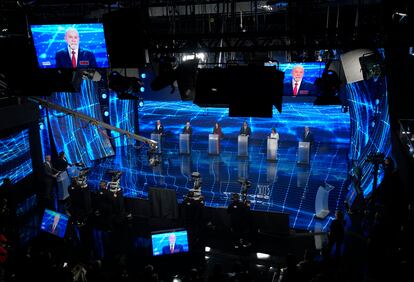 Los candidatos presidenciales más populares de Brasil participan en un debate televisivo rumbo a los comicios.