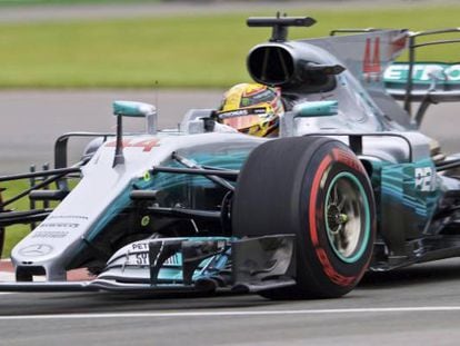 Hamilton rueda en el GP de Mónaco.