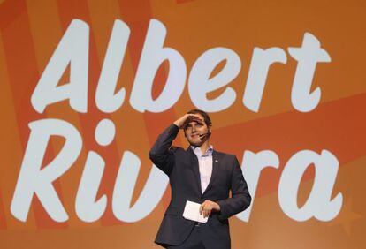 El candidato de Ciutadans (C's) a la Generalitat, Albert Rivera, en el Auditorio del Palau de Congressos de la Fira, en Barcelona.