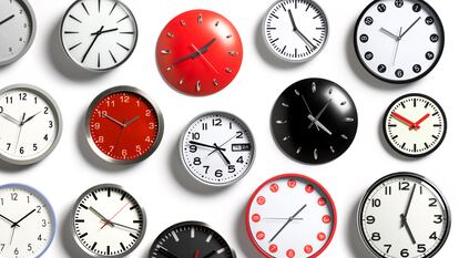 Ilustración de diferentes relojes.