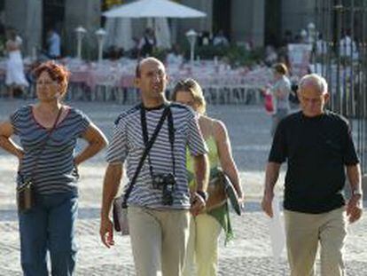 Visitantes en la Plaza Mayor de Madrid