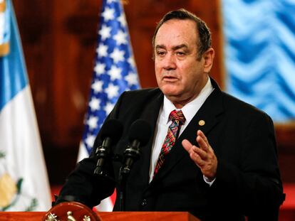 El presidente de Guatemala, Alejandro Giammattei, durante una rueda de prensa celebrada en Guatemala en febrero de 2020.