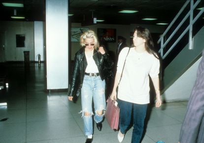 Madonna, in jeans, at the airport in New York in 1988.