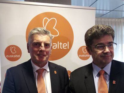El presidente de Euskaltel; Xabier Iturbe, y el CEO, José Miguel García. 
 