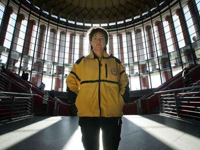 Charo Pinilla, enfermera y directiva del Servicio de Asistencia Municipal y Rescate (Samur) en la estación de Atocha.