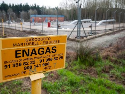 Centro transportador del gasoducto Midcat en Hostalric (Girona), donde quedó paralizado el proyecto, este domingo.