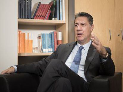 El candidato del Partido Popular considera que tanto Junqueras como Puigdemont  están inhabilitados para sentarse en una mesa a negociar nada 