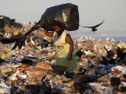 Nicaragua exportó en 2012 un total de 43,8 millones de dólares en chatarra metálica, desperdicios plásticos, desechos de la industria alimenticia y otros que conforman la industria del reciclaje. EFE/Archivo