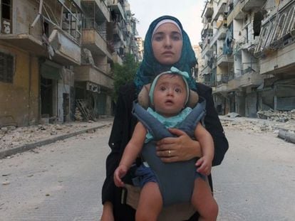 La periodista siria Waad al-Kateab escribe una carta de amor y de guerra a su hija en 'Para Sama' (Movistar +)
