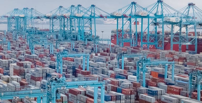 Contenedores en el puerto de Algeciras