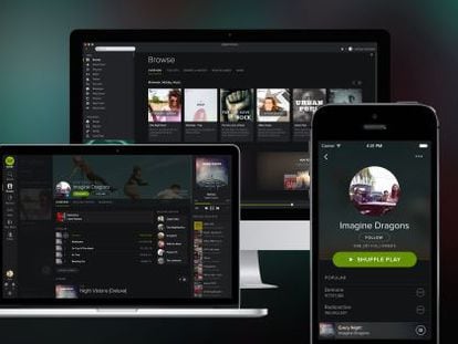 Un ordenador, una tableta y un m&oacute;vil, conectados a Spotify. 