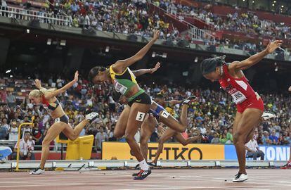 La Jamaicana Danielle Williams, gana la prueba de los 100 metros vallas