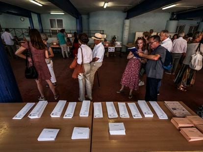 Ambiente en un colegio electoral en las elecciones generales del pasado 23-J.