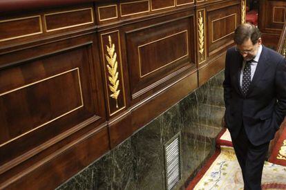 El presidente del Gobierno, Mariano Rajoy, a su salida del hemiciclo del Congreso de los Diputados el pasado jueves